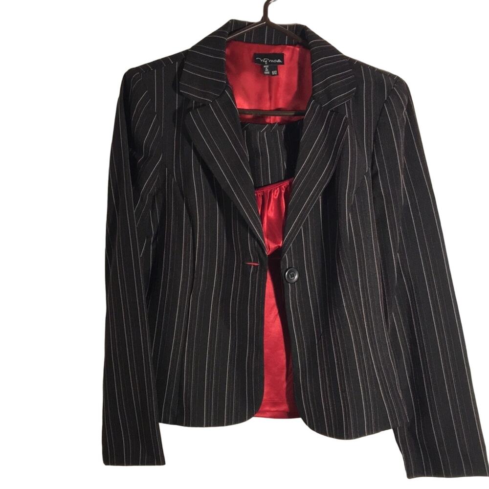 NWOT. My Michelle 3-Piece Striped Suit. 11-12